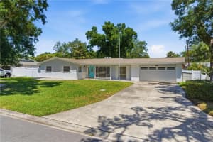 1730 Winfield Rd N, CLEARWATER