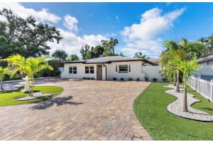 6750 FLAMINGO WAY, ST PETERSBURG, FL 33707 - MLS#MFRTB8498794