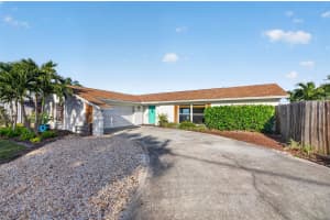 4200 BEACH DRIVE, ST PETERSBURG, FL 33705 - MLS#MFRTB8498862