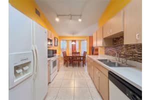 7967 APPLE BLOSSOM DRIVE, LAKELAND, FL 33810 - MLS#MFRTB8498871