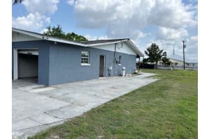 6329 11TH STREET COURT, BRADENTON, FL 34203 - MLS#MFRTB8498921