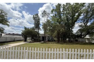 5305 WHITEWAY DRIVE, TEMPLE TERRACE, FL 33617 - MLS#MFRTB8498924