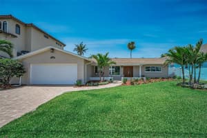 11800 7TH STREET, TREASURE ISLAND, FL 33706 - MLS#MFRTB8498942