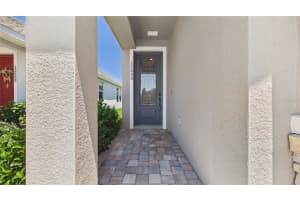 13890 KINGFISHER GLEN DRIVE, LITHIA, FL 33547 - MLS#MFRTB8498961