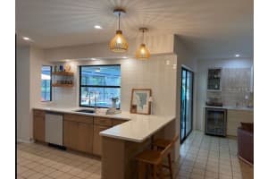 1909 DEANCROFT ROAD, SARASOTA, FL 34235 - MLS#MFRTB8499022