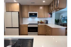 1909 DEANCROFT ROAD, SARASOTA, FL 34235 - MLS#MFRTB8499022