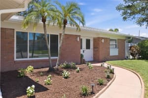 6477 33RD AVENUE, ST PETERSBURG, FL 33710 - MLS#MFRTB8499076