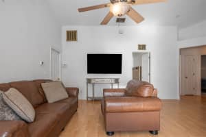 10401 LAKESIDE VISTA DRIVE, RIVERVIEW, FL 33569 - MLS#MFRTB8499084