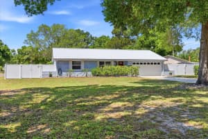 5700 HARDING BOULEVARD, ST PETERSBURG, FL 33703 - MLS#MFRTB8499178