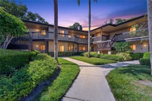 2691 Sabal Springs Cir #201, CLEARWATER