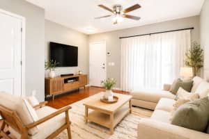 2460 LAKE WOODBERRY CIRCLE, BRANDON, FL 33510 - MLS#MFRTB8499216