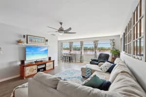 3850 13TH AVENUE, ST PETERSBURG, FL 33713 - MLS#MFRTB8499235