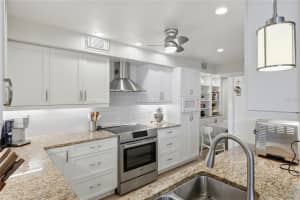 5729 PUERTA DEL SOL BOULEVARD, ST PETERSBURG, FL 33715 - MLS#MFRTB8499265