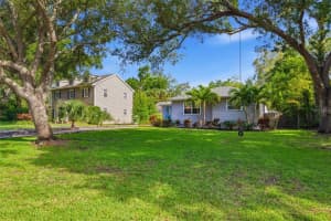 1055 MONTICELLO BOULEVARD, ST PETERSBURG, FL 33703 - MLS#MFRTB8499274