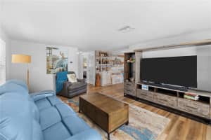 704 69TH AVENUE, BRADENTON, FL 34207 - MLS#MFRTB8499282