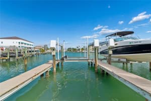 152 117TH AVENUE, ST PETERSBURG, FL 33706 - MLS#MFRTB8499326