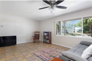 6401 26TH WAY, ST PETERSBURG, FL 33702 - MLS#MFRTB8499340