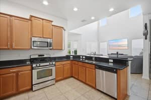 11310 WINTHROP LAKE DRIVE, RIVERVIEW, FL 33578 - MLS#MFRTB8499421