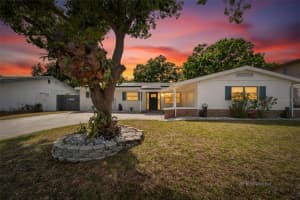 2842 61st Ln N, ST PETERSBURG