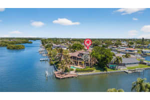 4300 13TH WAY, ST PETERSBURG, FL 33703 - MLS#MFRTB8499572