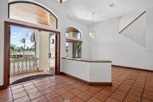 4300 13TH WAY, ST PETERSBURG, FL 33703 - MLS#MFRTB8499572