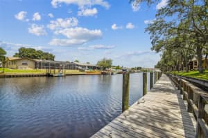 5558 BAYWATER DRIVE, TAMPA, FL 33615 - MLS#MFRTB8499589
