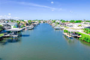 910 EAGLE LANE, APOLLO BEACH, FL 33572 - MLS#MFRTB8499645