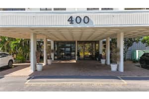 400 ISLAND WAY, CLEARWATER BEACH, FL 33767 - MLS#MFRTB8499684