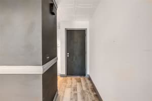 10453 CARROLLBROOK CIRCLE, TAMPA, FL 33618 - MLS#MFRTB8499700