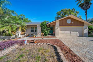 760 VILLAGE WAY, PALM HARBOR, FL 34683 - MLS#MFRTB8499704