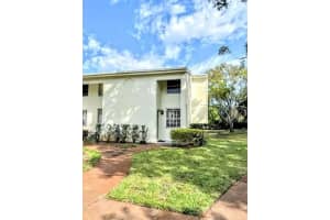 4201 La Dega Ct, TAMPA