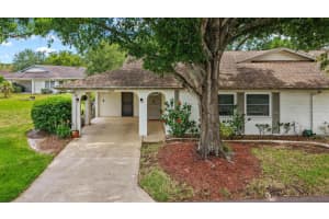 2034 HAWKHURST CIRCLE, SUN CITY CENTER, FL 33573 - MLS#MFRTB8499813