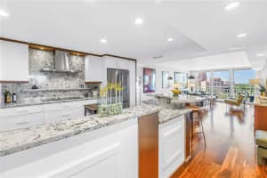 700 BEACH DRIVE, ST PETERSBURG, FL 33701 - MLS#MFRTB8499821