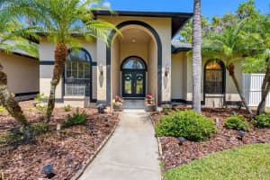 304 LAKE KELL COURT, LUTZ, FL 33549 - MLS#MFRTB8499825