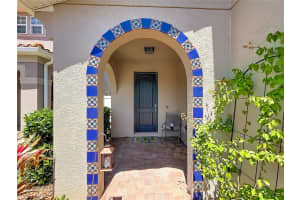 10193 GRAND OAK CIRCLE, MADEIRA BEACH, FL 33708 - MLS#MFRTB8499854