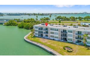 7401 BAY ISLAND DRIVE, SOUTH PASADENA, FL 33707 - MLS#MFRTB8499905