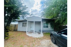 8716 N Tangerine Pl, TAMPA
