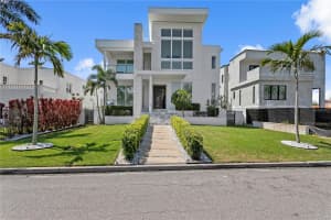 110 PALMERA BOULEVARD, ST PETERSBURG, FL 33704 - MLS#MFRTB8499982