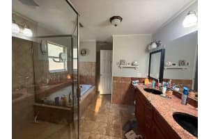 101 WALKER DRIVE, INTERLACHEN, FL 32148 - MLS#MFRTB8500035