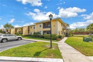 3001 58TH AVENUE, ST PETERSBURG, FL 33712 - MLS#MFRTB8500058