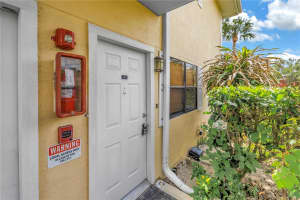 3001 58TH AVENUE, ST PETERSBURG, FL 33712 - MLS#MFRTB8500058