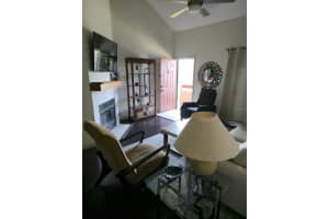 10263 GANDY BOULEVARD, ST PETERSBURG, FL 33702 - MLS#MFRTB8500087