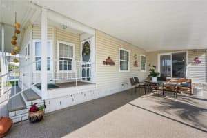 36743 Kiowa Ave, Zephyrhills, FL 33542, - MLS#MFRTB8500088