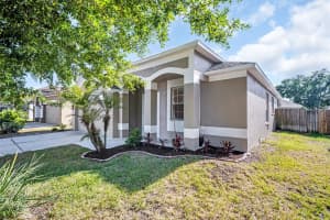 10323 GOLDENBROOK WAY, TAMPA, FL 33647 - MLS#MFRTB8500171