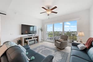 300 150TH AVENUE, MADEIRA BEACH, FL 33708 - MLS#MFRTB8500175