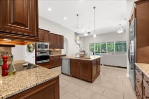8904 CRYSTAL CREEK COURT, LAND O LAKES, FL 34638 - MLS#MFRTB8500177