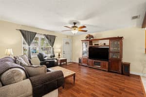 7815 WOODLYNNE AVENUE, TAMPA, FL 33614 - MLS#MFRTB8500253