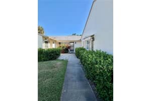 3386 39th St S #b, ST PETERSBURG