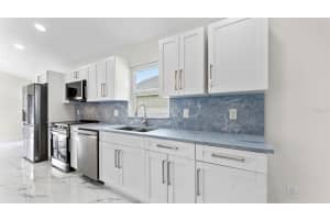 11708 CARROLLWOOD COVE DRIVE, TAMPA, FL 33624 - MLS#MFRTB8500297