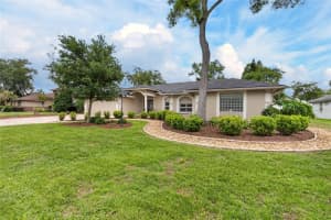 2804 CLUBHOUSE DRIVE, PLANT CITY, FL 33566 - MLS#MFRTB8500313